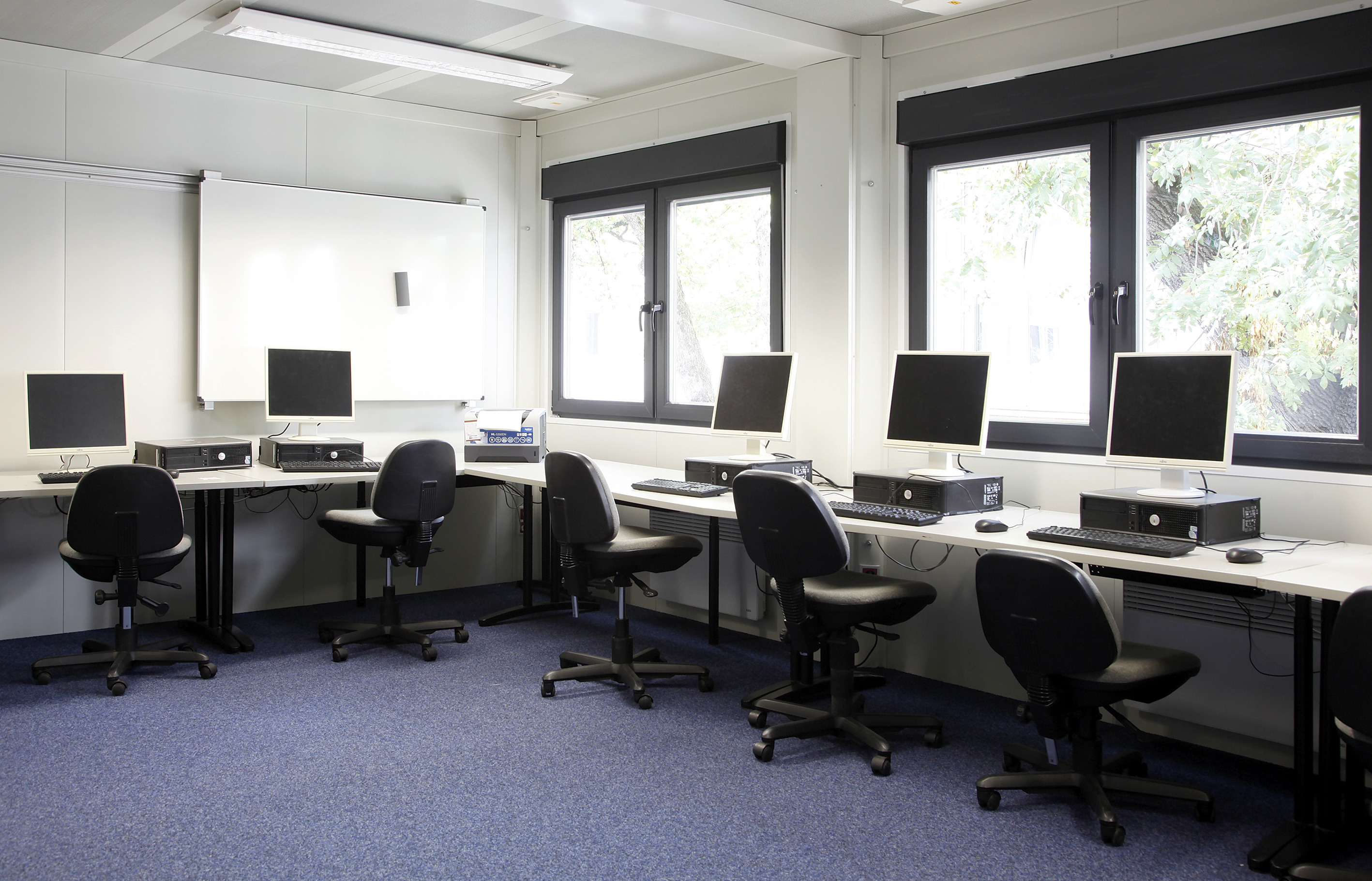 DE_Adapteo_Schule_Container_Kli_04