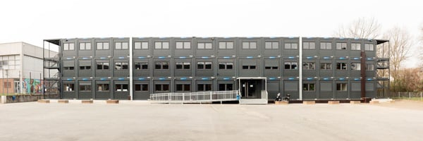 Aufbau einer 4.300 qm Interimsschule in Offenbach