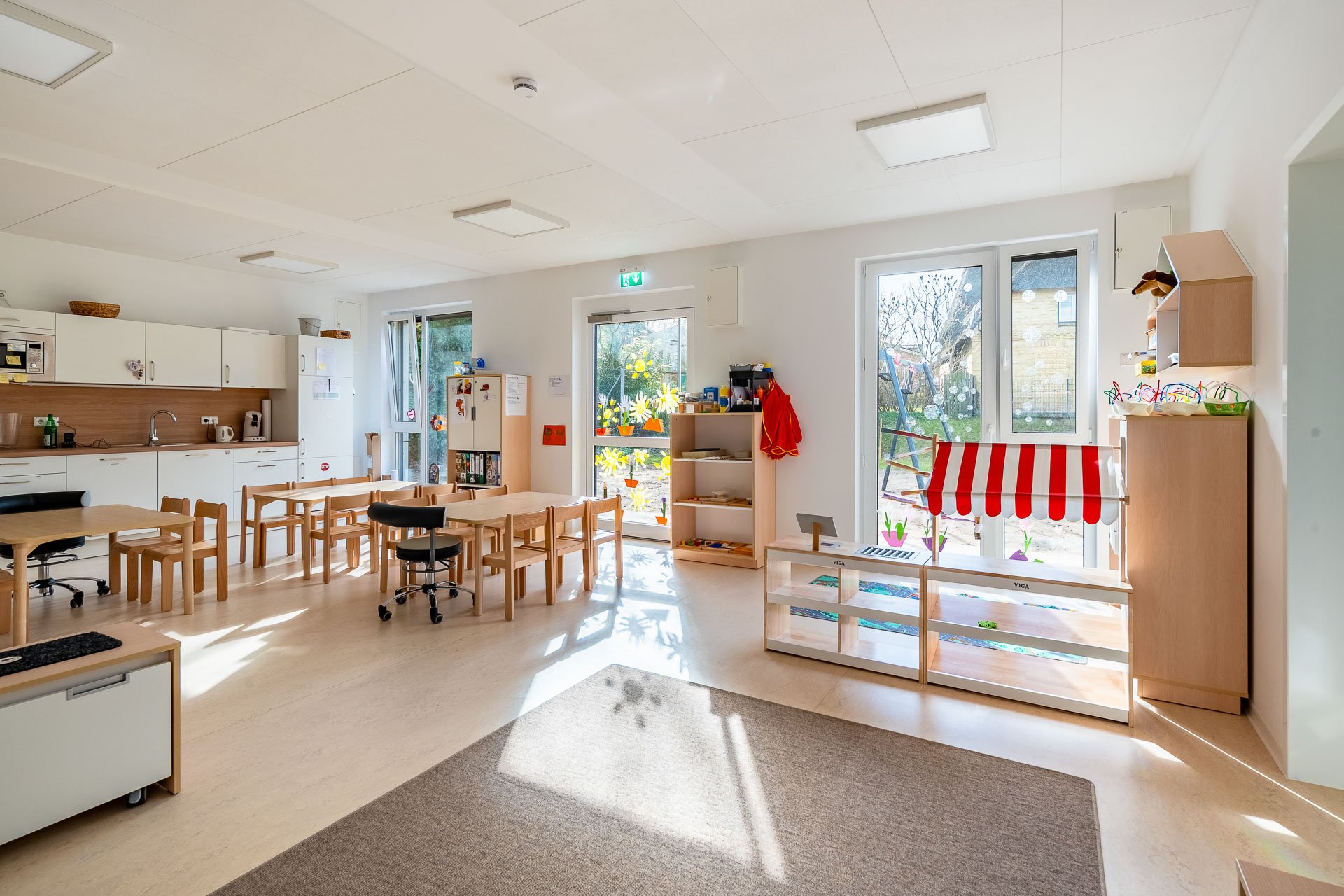 <span id="hs_cos_wrapper_name" class="hs_cos_wrapper hs_cos_wrapper_meta_field hs_cos_wrapper_type_text" style="" data-hs-cos-general-type="meta_field" data-hs-cos-type="text" >Vom Büro zur Kindertagesstätte: Zweite Nutzung mit System</span>