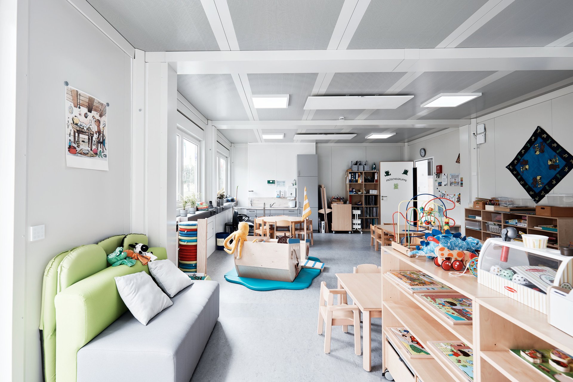 <span id="hs_cos_wrapper_name" class="hs_cos_wrapper hs_cos_wrapper_meta_field hs_cos_wrapper_type_text" style="" data-hs-cos-general-type="meta_field" data-hs-cos-type="text" >Wunderschöne Lösung statt Notlösung: Temporäre Kita in Geisig</span>