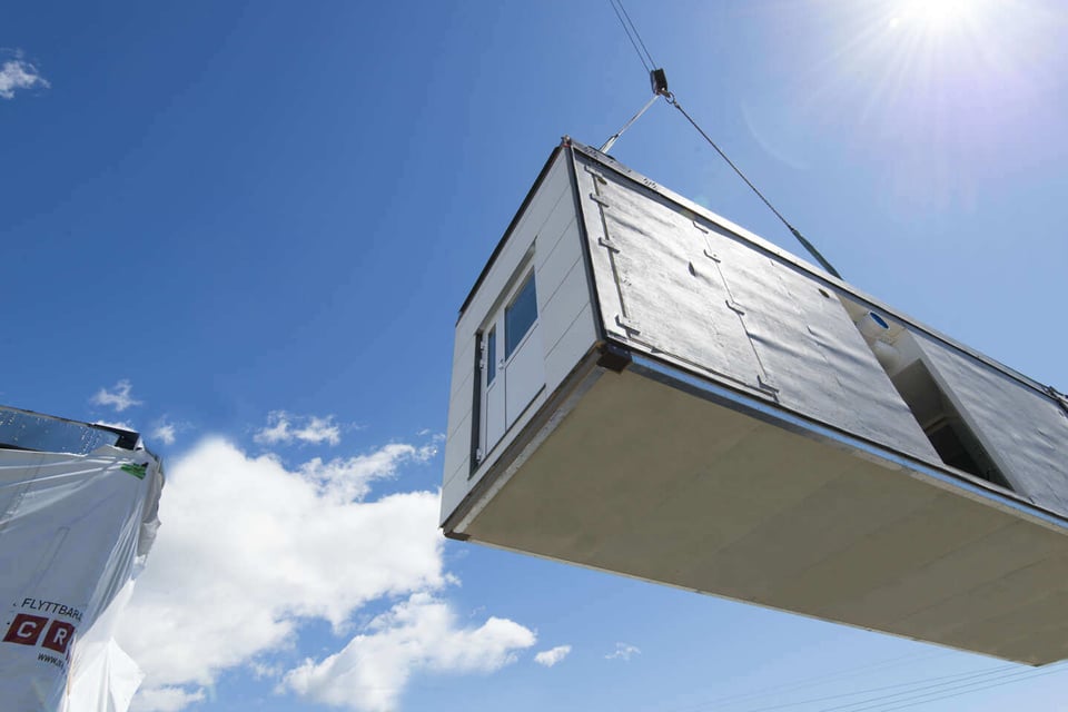 AssemblyofAdapteoC90modulardaycare_24034711986_o_LowresolutionWEB