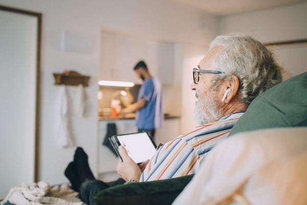 DE | Our offering - Solutions - Elderly Care