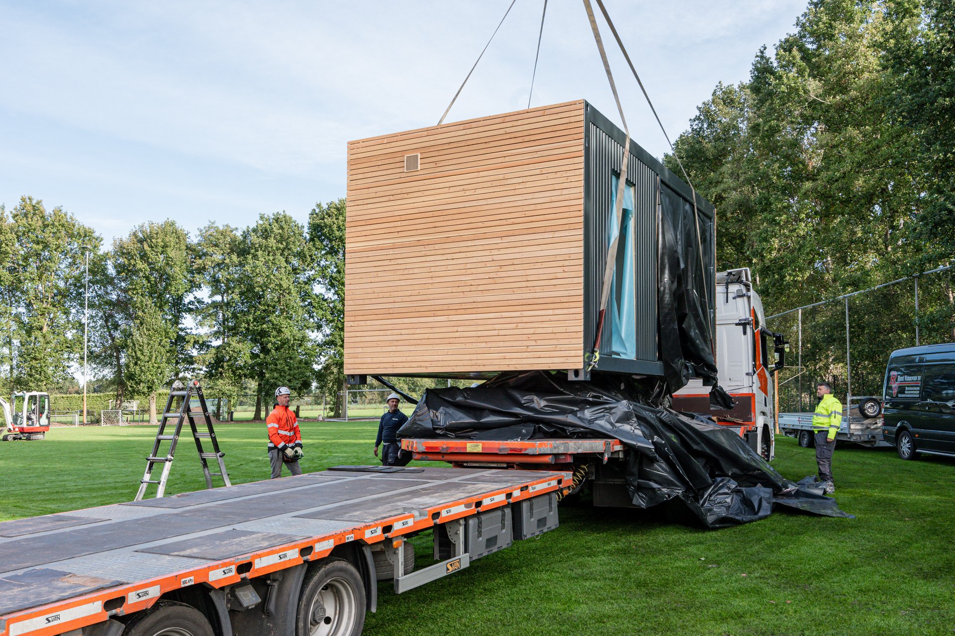 <span id="hs_cos_wrapper_name" class="hs_cos_wrapper hs_cos_wrapper_meta_field hs_cos_wrapper_type_text" style="" data-hs-cos-general-type="meta_field" data-hs-cos-type="text" >6 Vorteile von modularen Gebäuden</span>